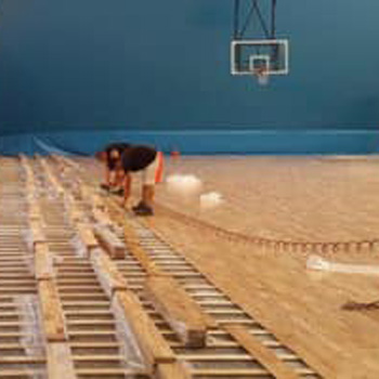 篮球场地板施工